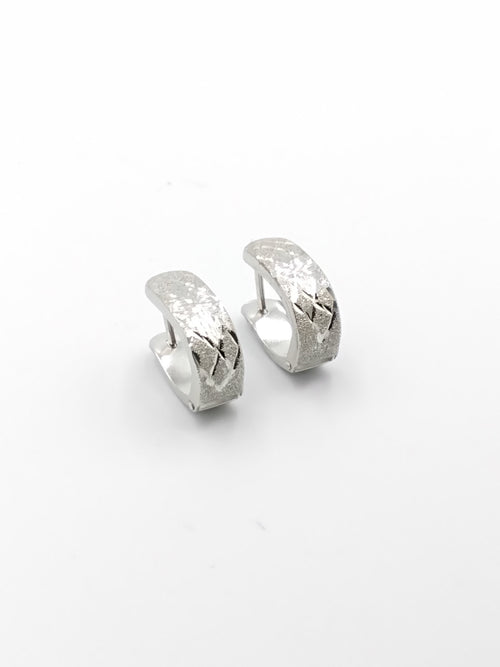 Shrimp Earrings - White Gold 14k (.585) 1.7 grams