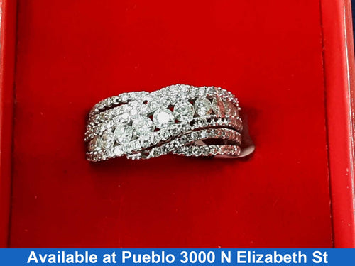Women's Ring - White Gold 18k (.750) 5.8 grams Size 7.5