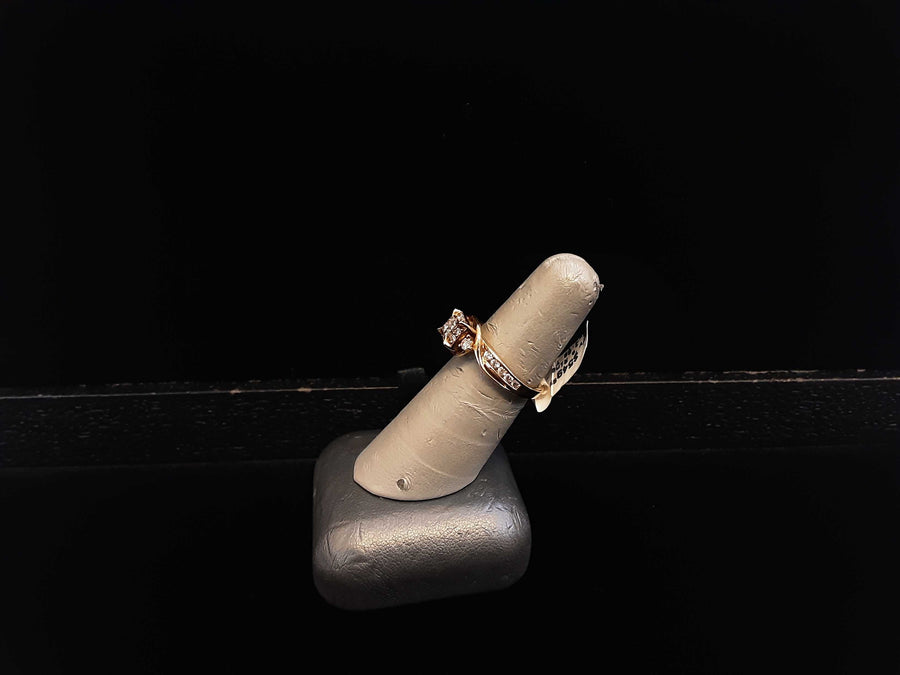 Women's Ring - Yellow Gold 10k (.417) 3.8 grams Size 20