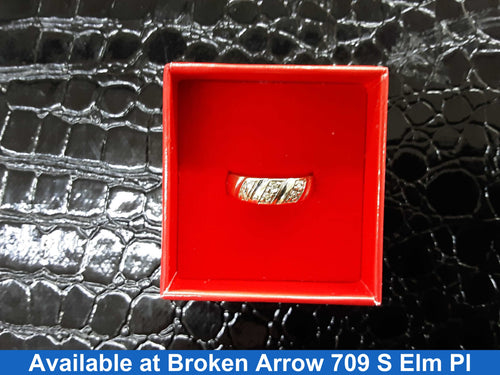 Women's Ring - Anniversary - Yellow Gold 14k (.585) 3.3 grams Size 8