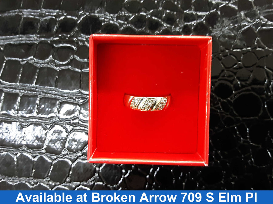 Women's Ring - Anniversary - Yellow Gold 14k (.585) 3.3 grams Size 8