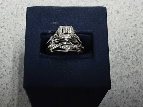 Ring - Engagement Set - White Gold 10k (.417) 4.3 grams Size 5.5