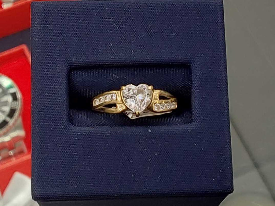 Women's Ring - Yellow Gold 10k (.417) 1.6 grams Size 20