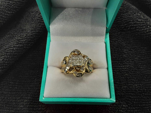 Women's Ring - Yellow Gold 14k (.585) 8.4 grams Size 7