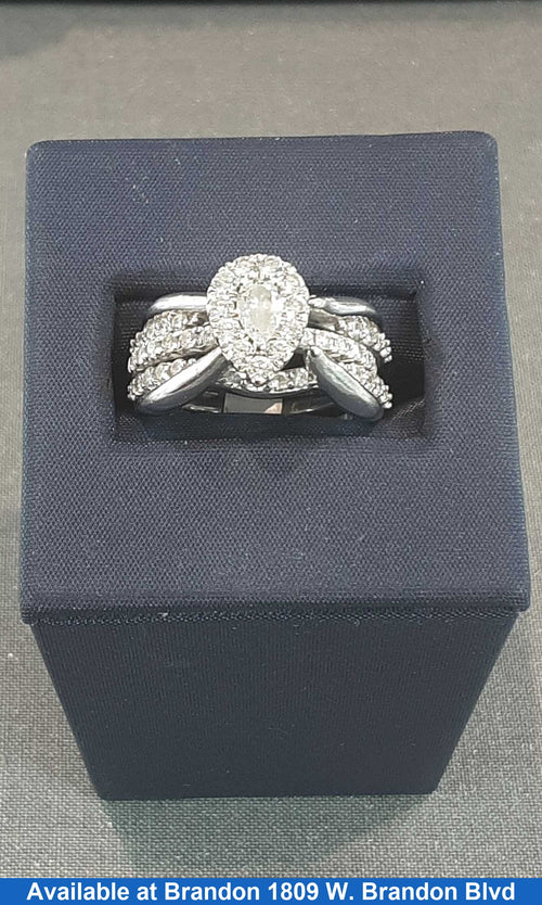 Women's Ring - White Gold 14k (.585) 10.9 grams Size 7