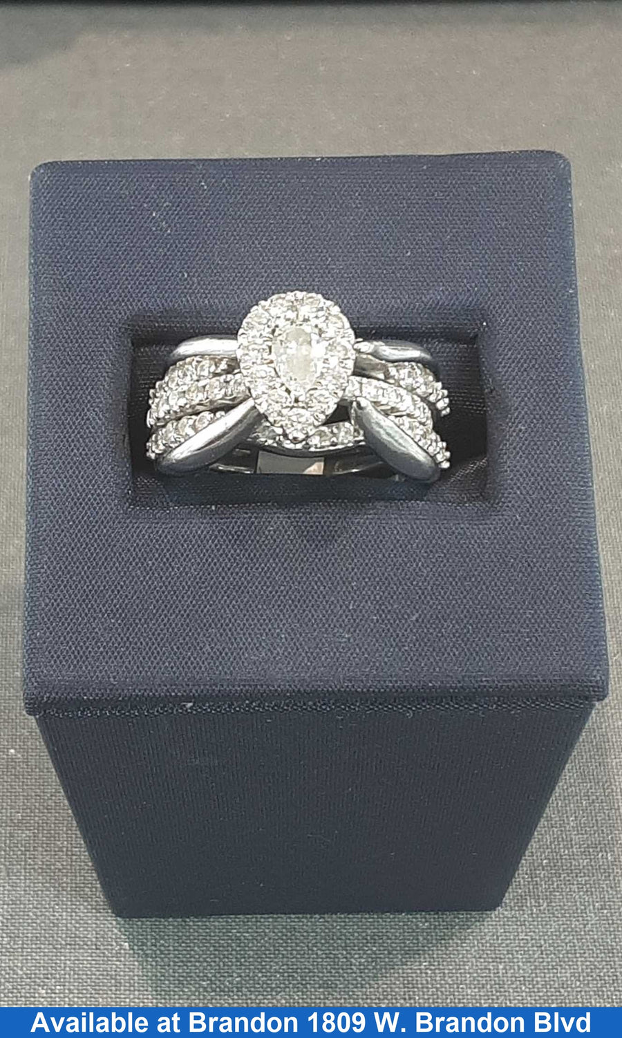 Women's Ring - White Gold 14k (.585) 10.9 grams Size 7