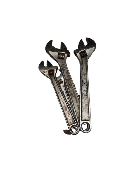 Ridged Silver Misc. Hand Tool