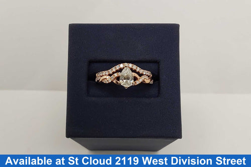 Ring - Engagement Set - Yellow Gold 14k (.585) 3.93 grams Size 8.5