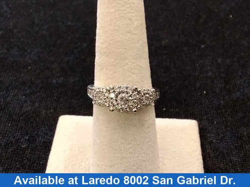 Women's Ring - White Gold 14k (.585) 4.6 grams Size 7