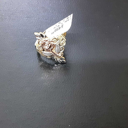 Women's Ring - Yellow Gold 14k (.585) 2.7 grams Size 9