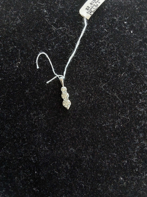 Diamond Pendant - White Gold 18k (.750) 1.5 grams