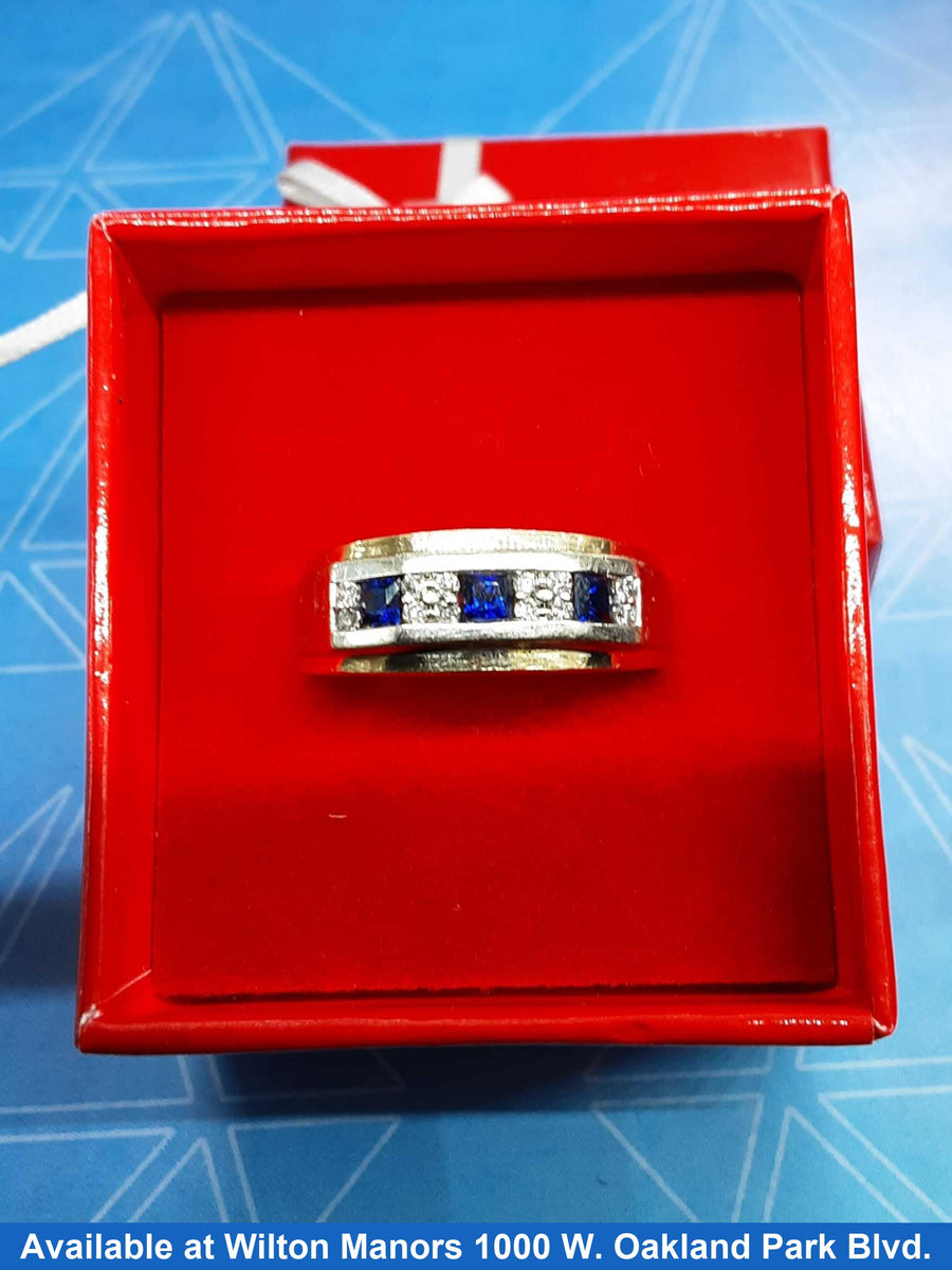 Men's Ring - Yellow Gold 10k (.417) 5.4 grams Size 10.5