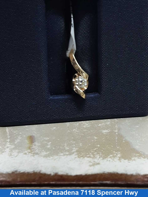 Diamond Pendant - Yellow Gold 14k (.585) 0.8 grams