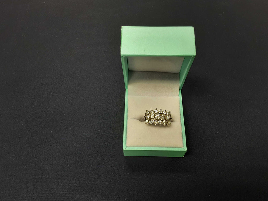 Women's Ring - White Gold 14k (.585) 5 grams Size 9.5