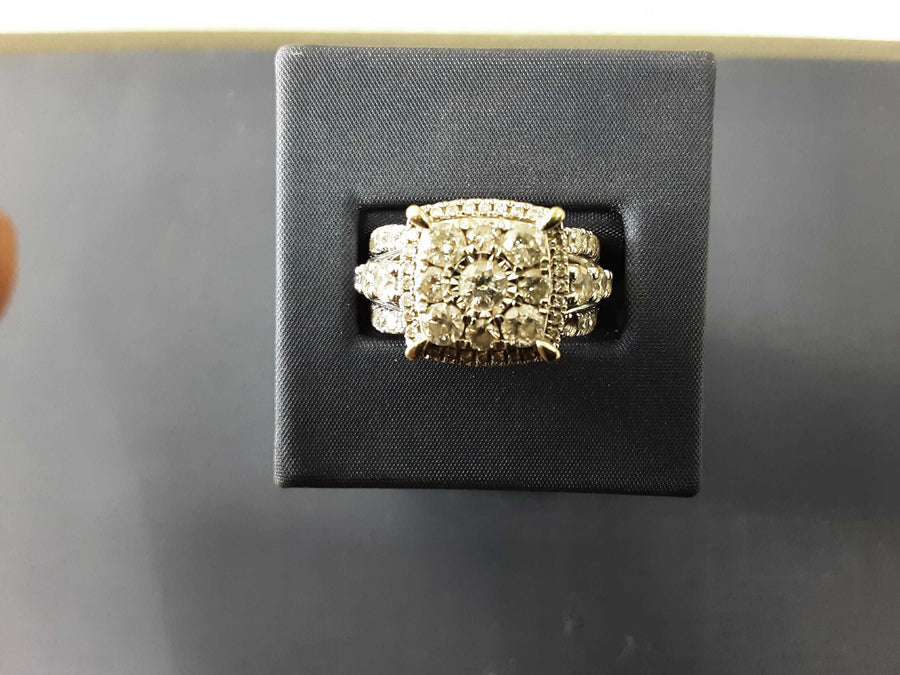 Women's Ring - White Gold 10k (.417) 9.5 grams Size 9