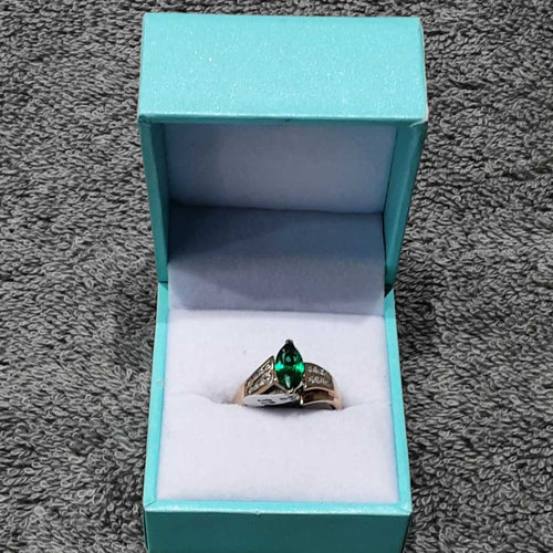 Women's Ring - Yellow Gold 10k (.417) 2.6 grams Size 7