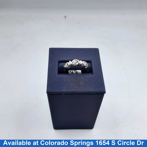 Women's Ring - White Gold 10k (.417) 2.2 grams Size 6