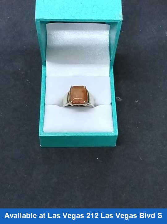 Women's Ring - Solitaire - Yellow Gold 10k (.417) 3.4 grams Size 20