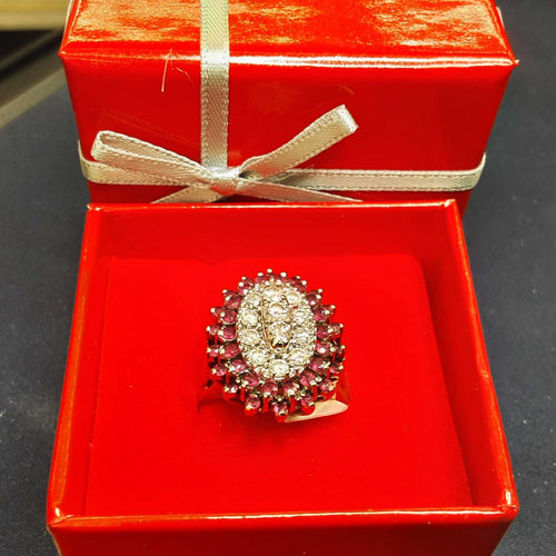 Women's Ring - Yellow Gold 14k (.585) 9.1 grams Size 8