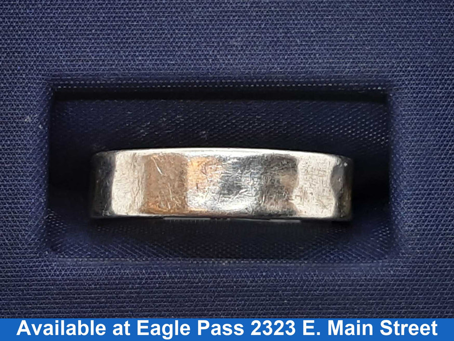 Ring - Wedding Band - Silver 3.8 grams Size 7.5