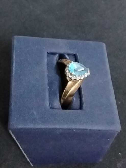 Women's Ring - Yellow Gold 10k (.417) 2.7 grams Size 20