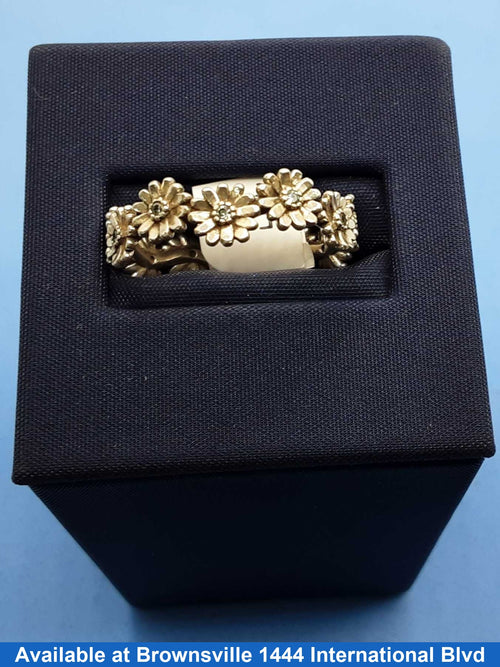 Women's Ring - Silver 3.1 grams Size 9