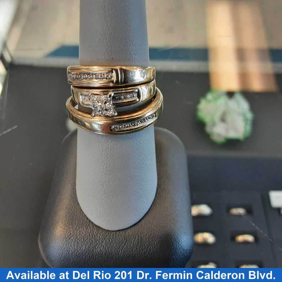 Ring - Wedding Set - Yellow Gold 10k (.417) 6.5 grams Size 7.5