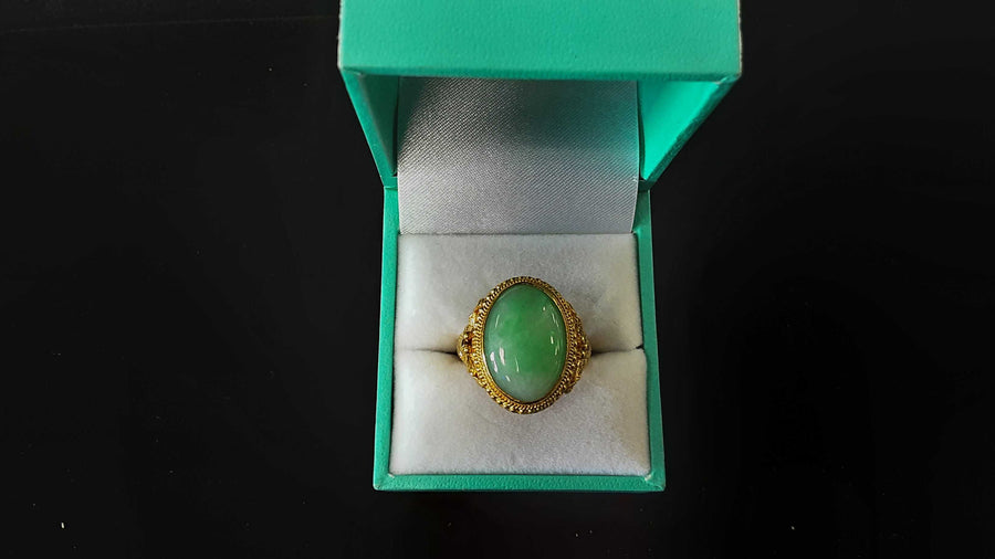 Women's Ring - Solitaire - Yellow Gold 22k (.917) 13.5 grams Size 7