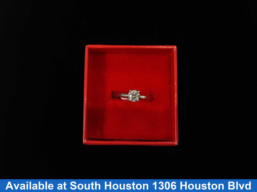 Women's Ring - Solitaire - White Gold 10k (.417) 2.4 grams Size 8.5