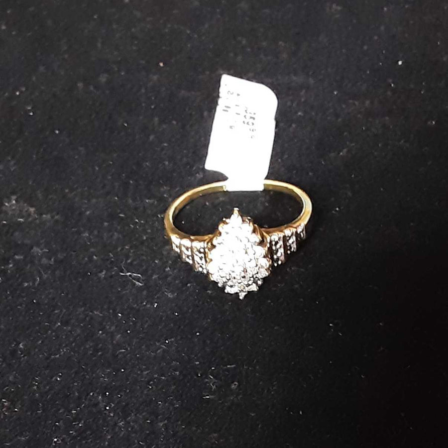 Women's Ring - Yellow Gold 10k (.417) 2.8 grams Size 9.5