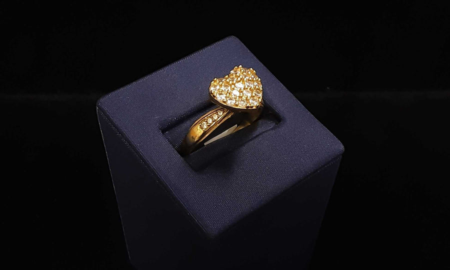Women's Ring - Yellow Gold 10k (.417) 3.7 grams Size 7