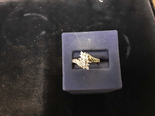 Women's Ring - Yellow Gold 14k (.585) 2.6 grams Size 7