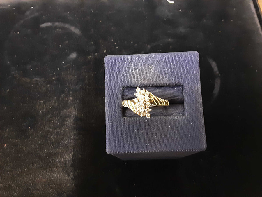 Women's Ring - Yellow Gold 14k (.585) 2.6 grams Size 7