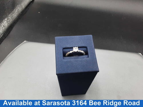 Women's Ring - White Gold 14k (.585) 2.6 grams Size 7