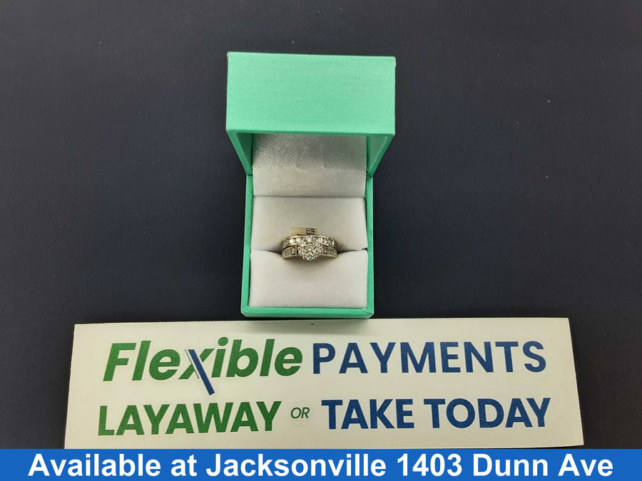 Women's Ring - White Gold 14k (.585) 6.8 grams Size 4.5