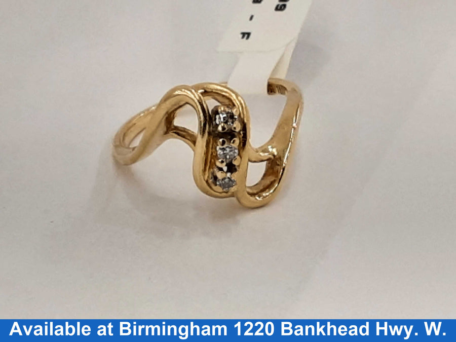 Women's Ring - Yellow Gold 10k (.417) 3 grams Size 8