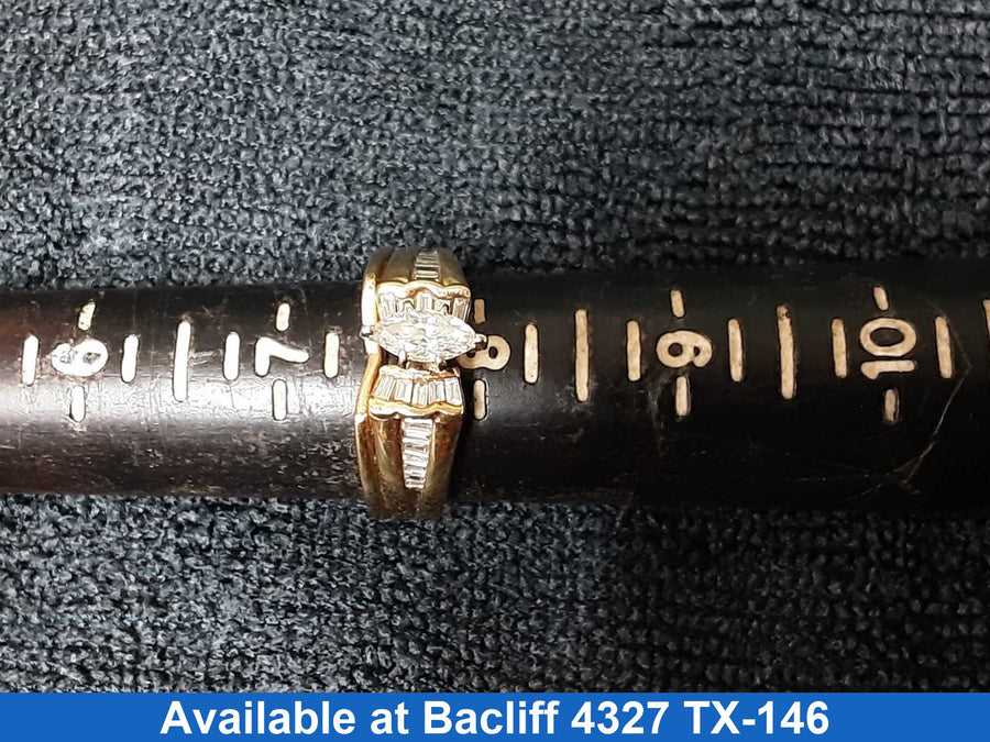 Women's Ring - Yellow Gold 14k (.585) 6 grams Size 7.5