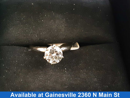 Women's Ring - Solitaire - White Gold 14k (.585) 2.4 grams Size 7