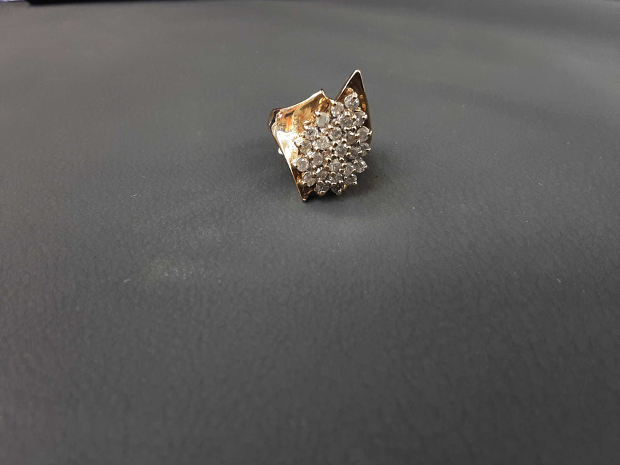 Women's Ring - Yellow Gold 10k (.417) 5 grams Size 9