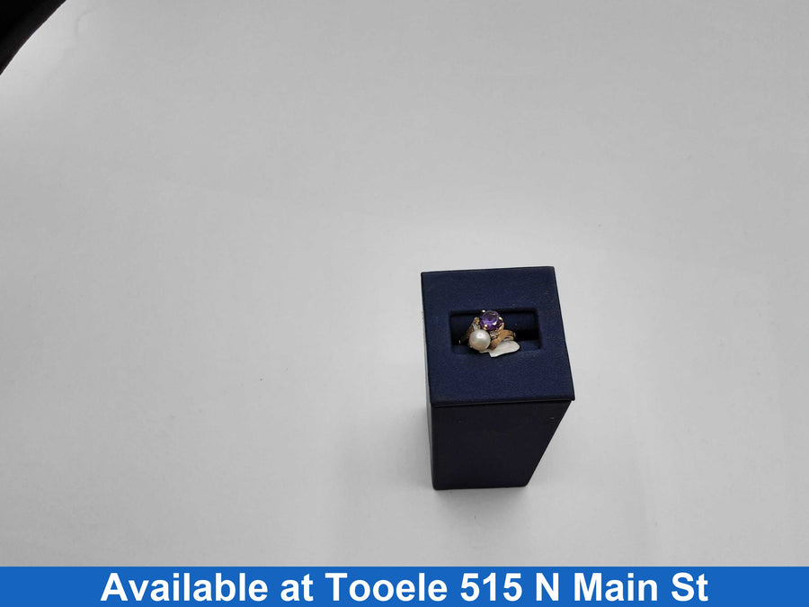 Women's Ring - Yellow Gold 10k (.417) 2.8 grams Size 7
