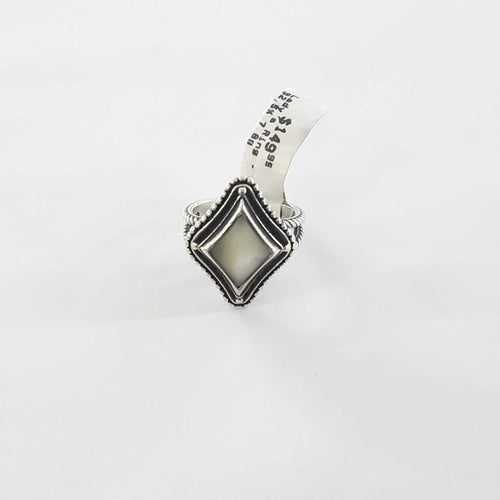Women's Ring - Silver 7.8 grams Size 7