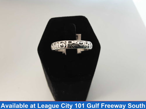 Women's Ring - Silver 4.5 grams Size 8
