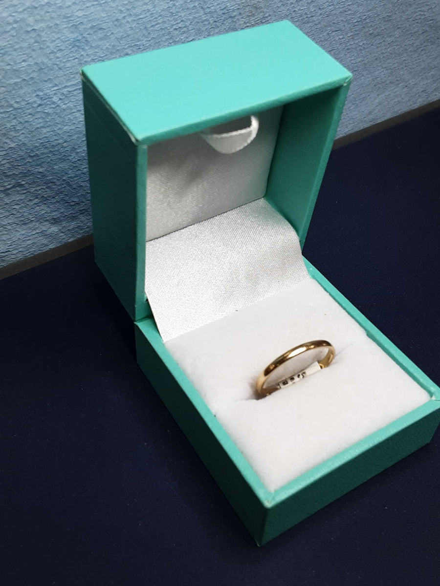 Ring - Wedding Band - Yellow Gold 14k (.585) 1.1 grams Size 6