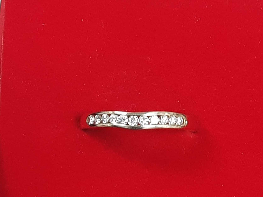 Women's Ring - Yellow Gold 10k (.417) 2.8 grams Size 8