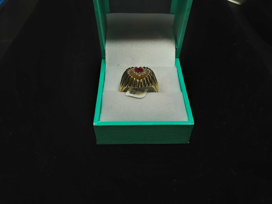 Women's Ring - Yellow Gold 10k (.417) 4 grams Size 7.5