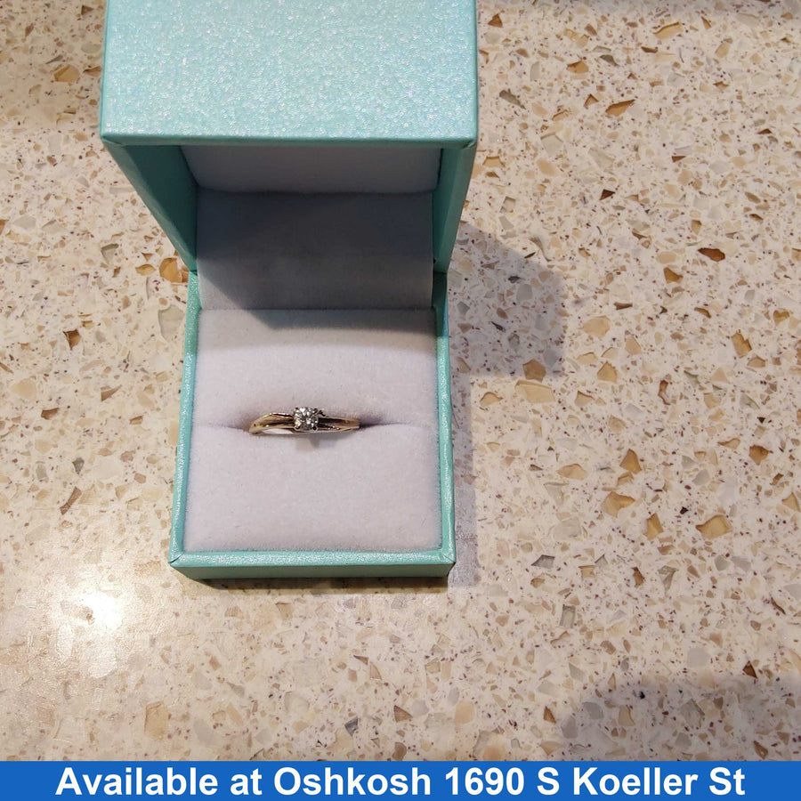 Women's Ring - Solitaire - Yellow Gold 14k (.585) 1.7 grams Size 5.5