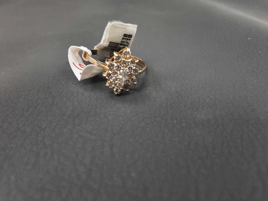 Women's Ring - Yellow Gold 10k (.417) 2.3 grams Size 8