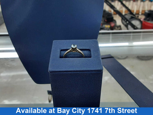 Women's Ring - Yellow Gold 10k (.417) 1.2 grams Size 6.5