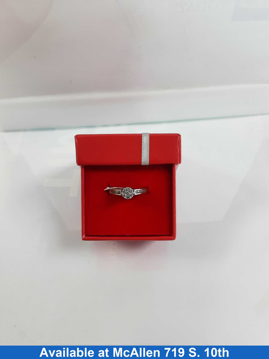 Women's Ring - White Gold 10k (.417) 3.3 grams Size 20