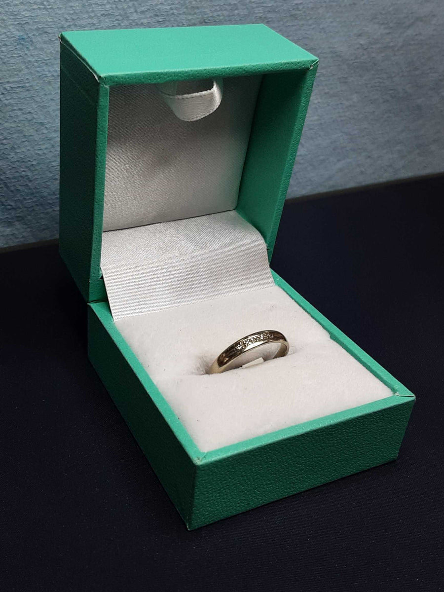 Ring - Wedding Band - White Gold 14k (.585) 1.2 grams Size 20